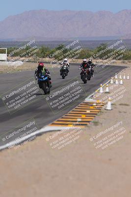 media/Sep-25-2023-Moto Forza (Mon) [[81ffa65e0a]]/B-C Group/Session 2 (Turn 8)/